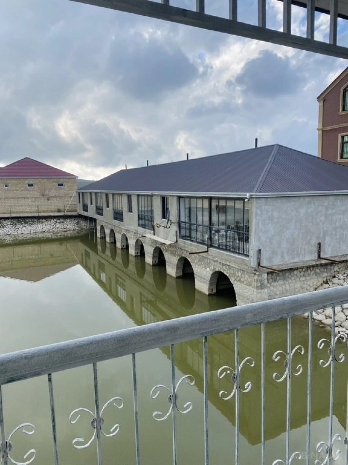 Kirayə verilir 3 otaqlı həyət evi 60 m²