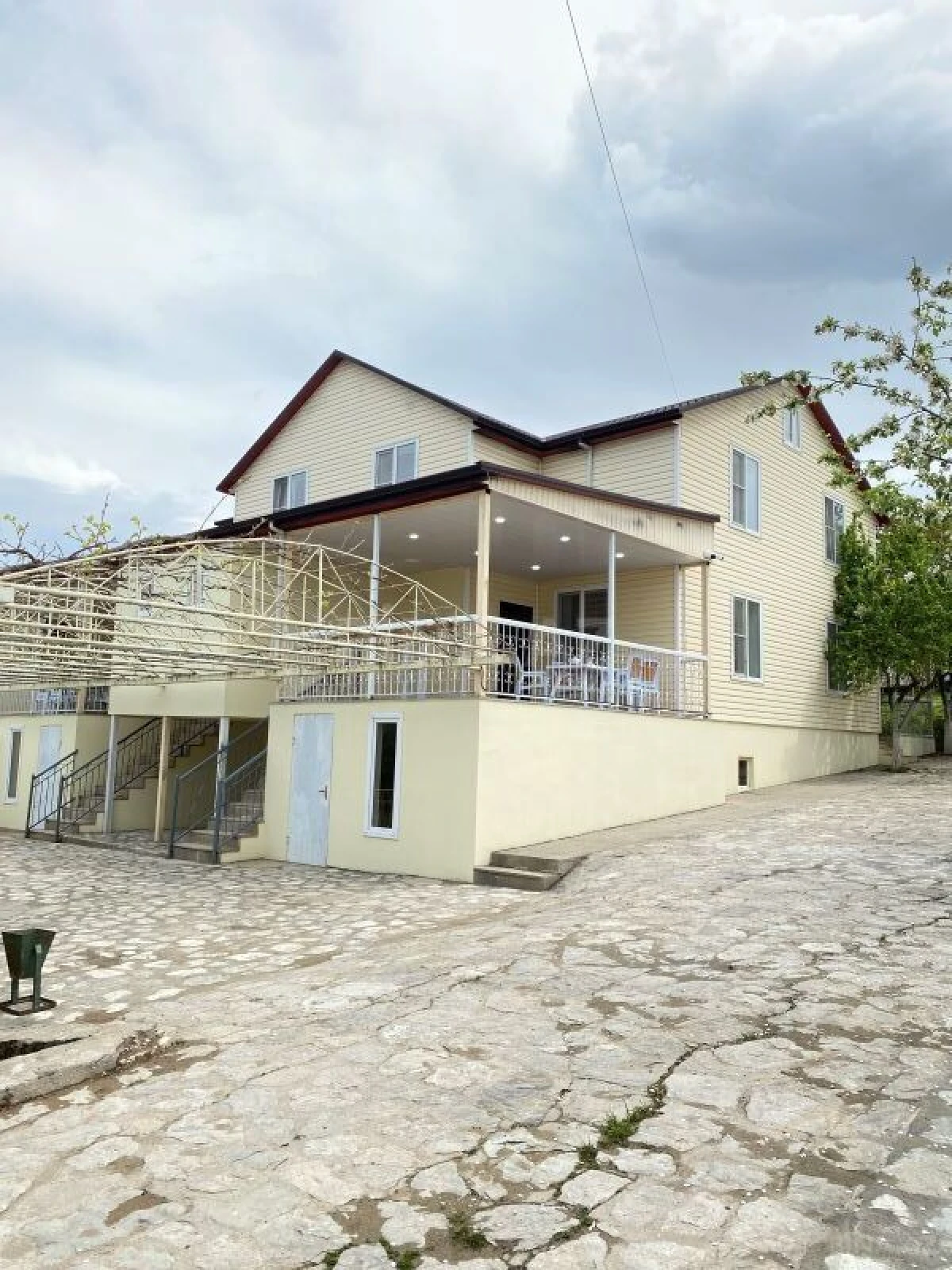 Kirayə verilir 3 otaqlı həyət evi 70 m²