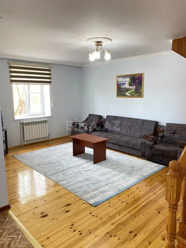 Kirayə verilir 3 otaqlı həyət evi 70 m²