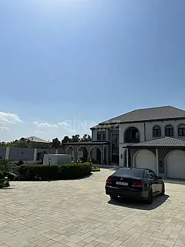 Kirayə verilir 7 otaqlı həyət evi 450 m²