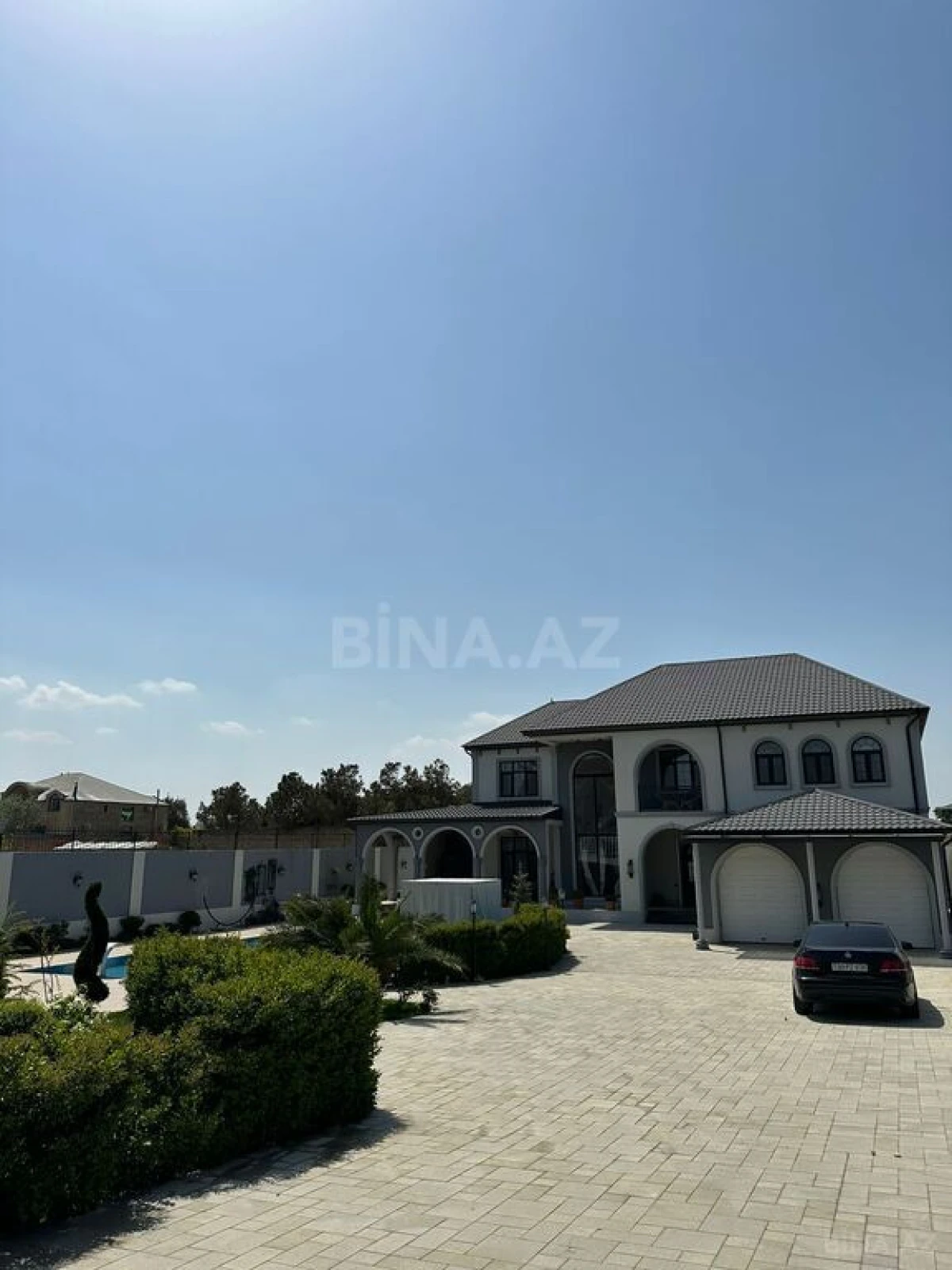 Kirayə verilir 7 otaqlı həyət evi 450 m²