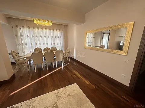 Kirayə verilir 4 otaqlı mənzil 200 m²