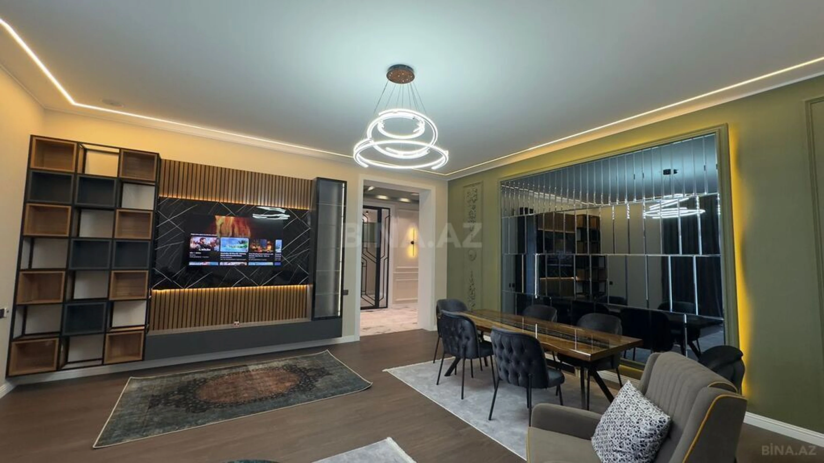 Satılır 5 otaqlı həyət evi 220 m²