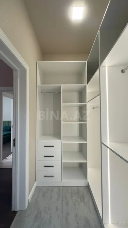 Satılır 5 otaqlı həyət evi 220 m²
