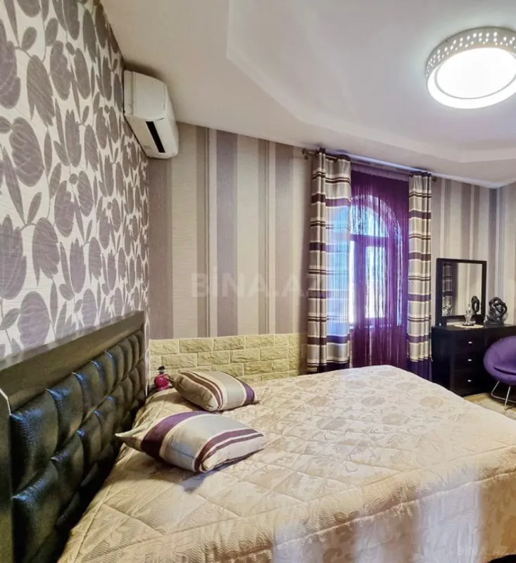 Kirayə verilir 4 otaqlı həyət evi 260 m²