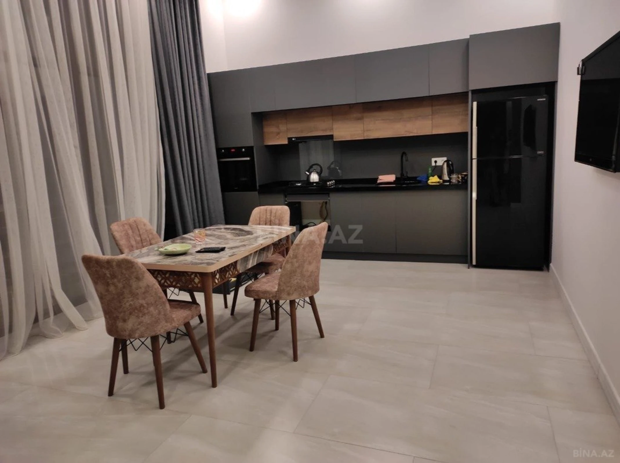 Kirayə verilir 4 otaqlı həyət evi 230 m²