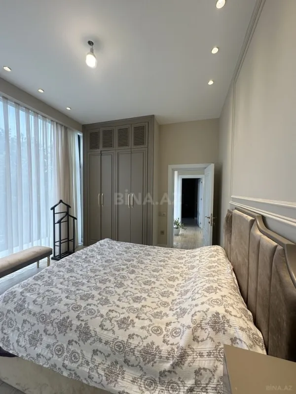 Kirayə verilir 5 otaqlı həyət evi 290 m²