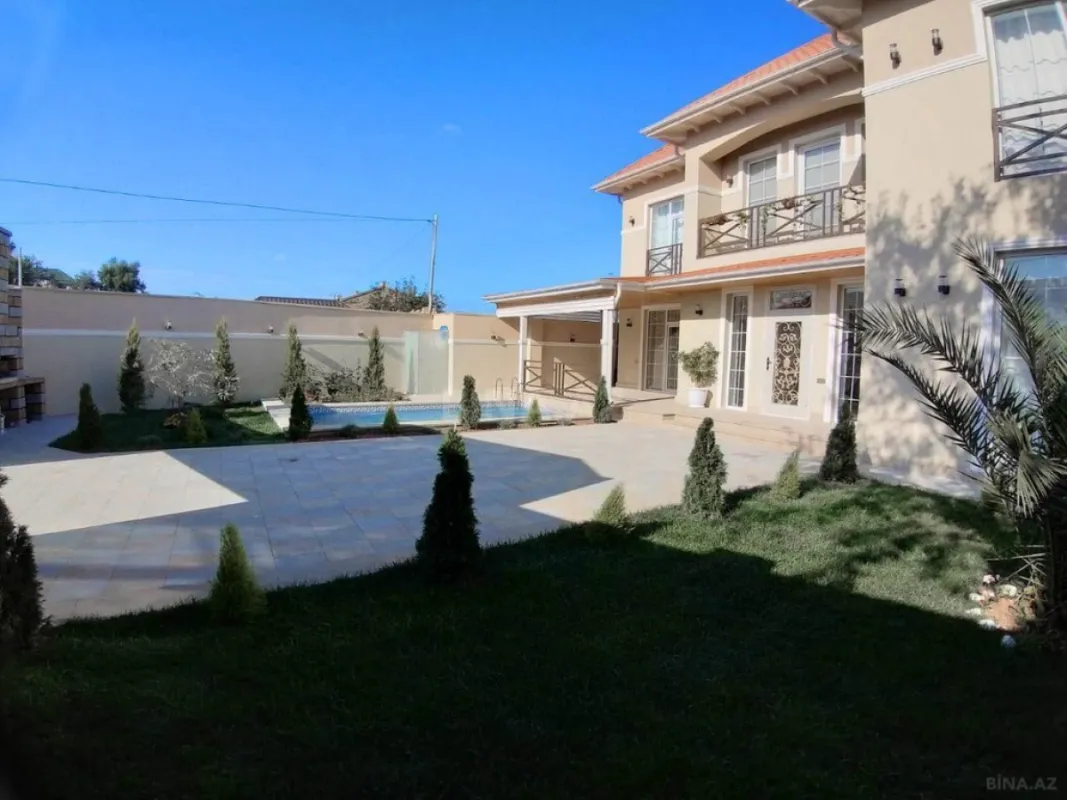 Satılır 5 otaqlı həyət evi 280 m²