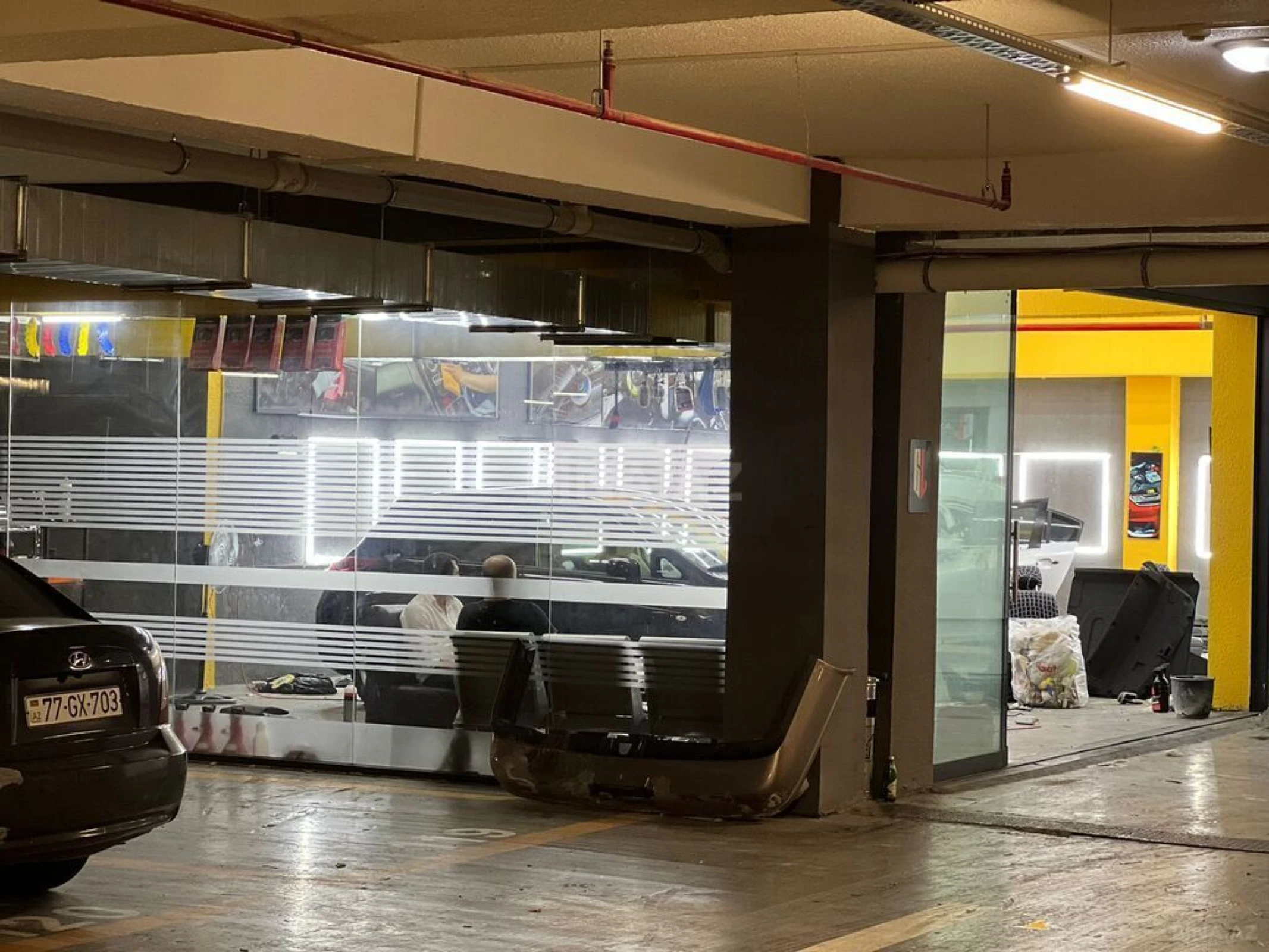 Satılır 2 otaqlı mənzil 100 m²