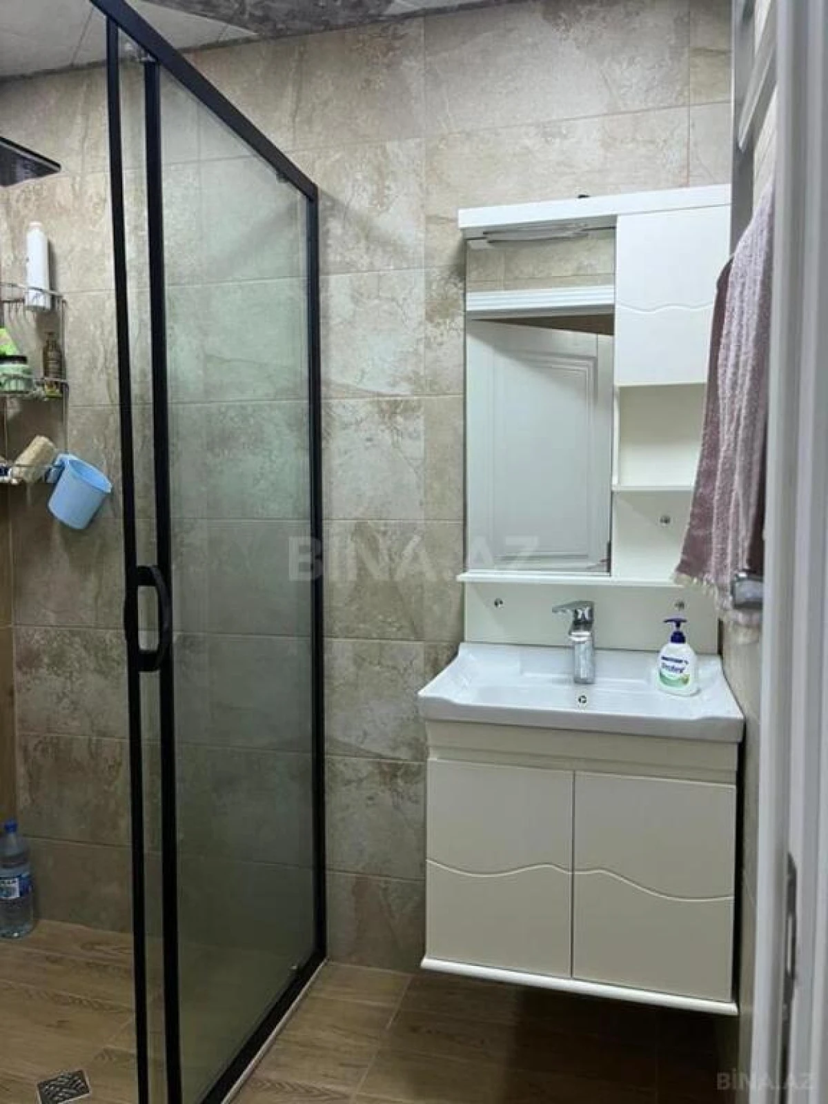 Satılır 3 otaqlı mənzil 126 m²