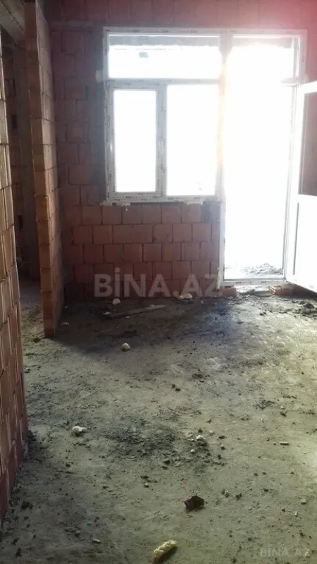 Satılır 1 otaqlı mənzil 58 m²