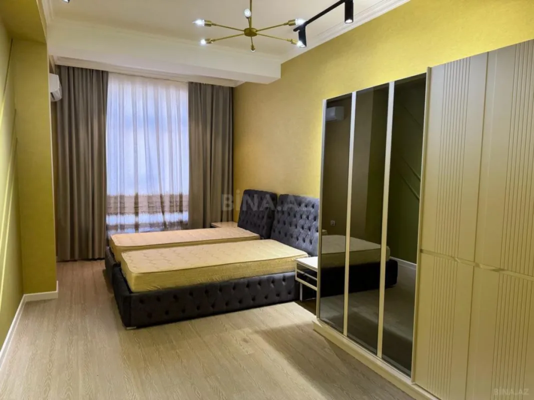 Kirayə verilir 3 otaqlı mənzil 117 m²