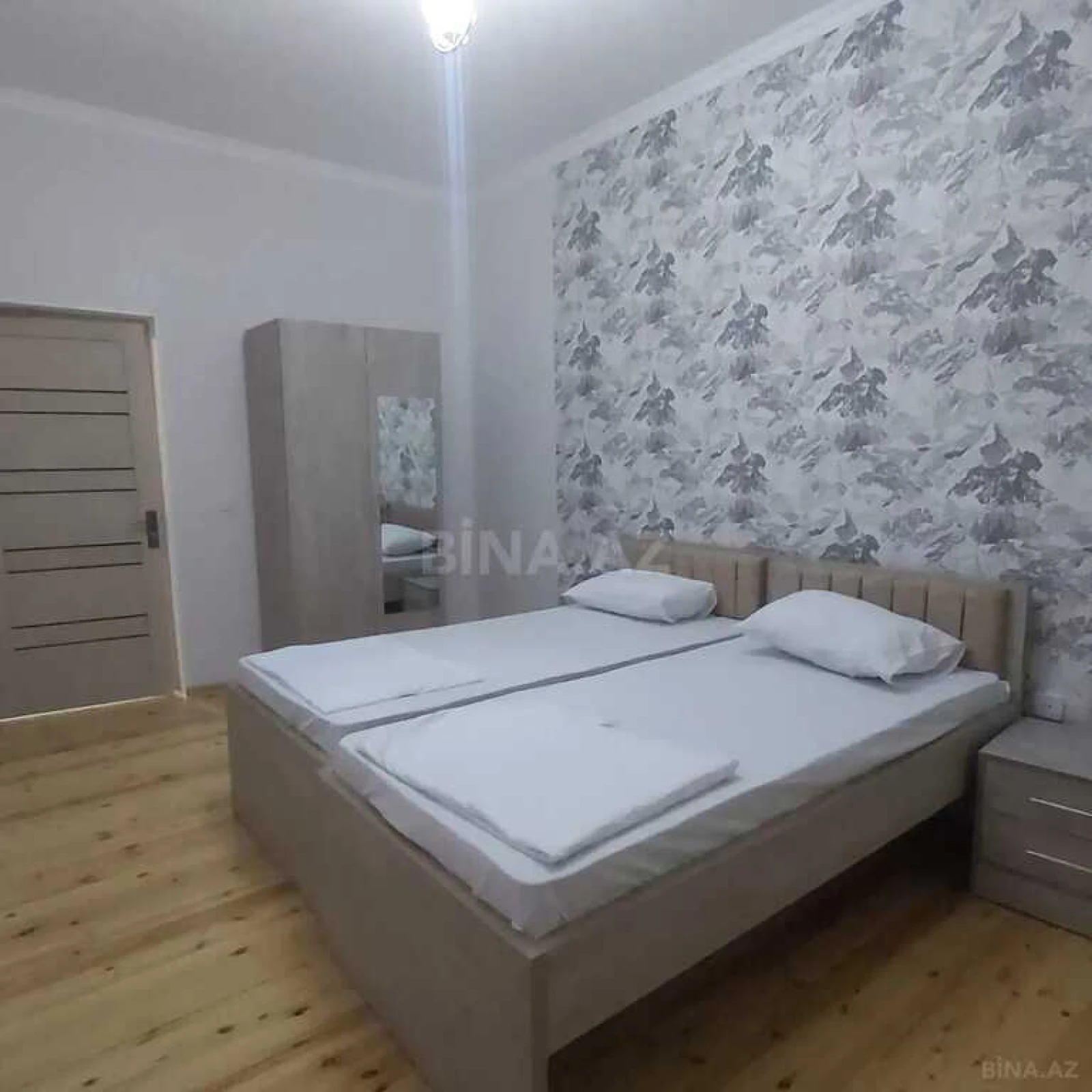 Satılır 8 otaqlı həyət evi 267 m²