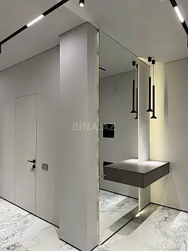 Satılır 4 otaqlı mənzil 155 m²