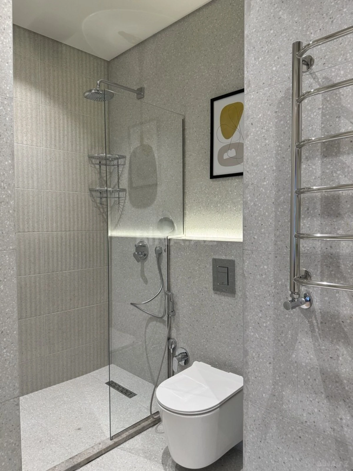 Satılır 4 otaqlı mənzil 155 m²