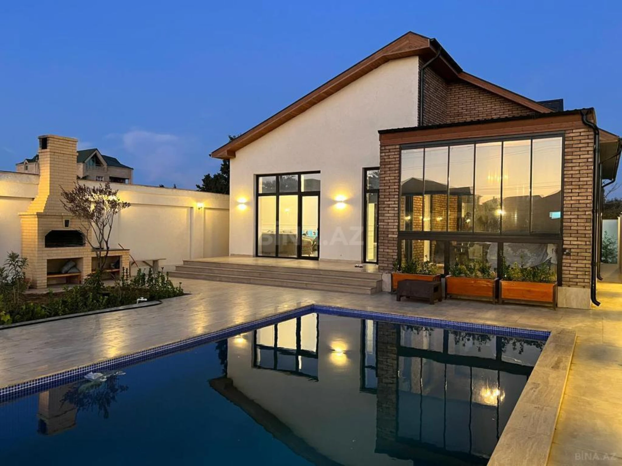 Kirayə verilir 3 otaqlı həyət evi 260 m²