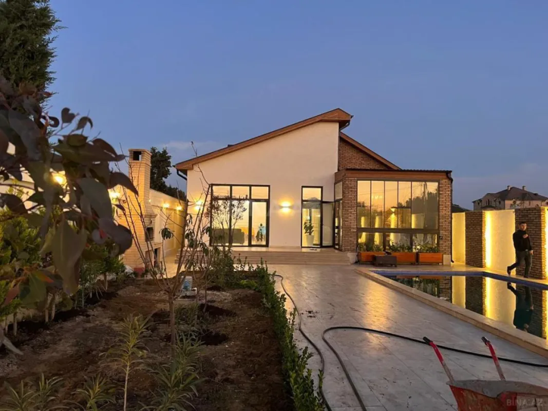 Kirayə verilir 3 otaqlı həyət evi 260 m²