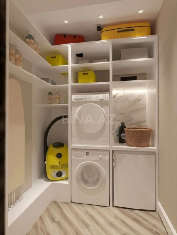 Satılır 3 otaqlı mənzil 118 m²