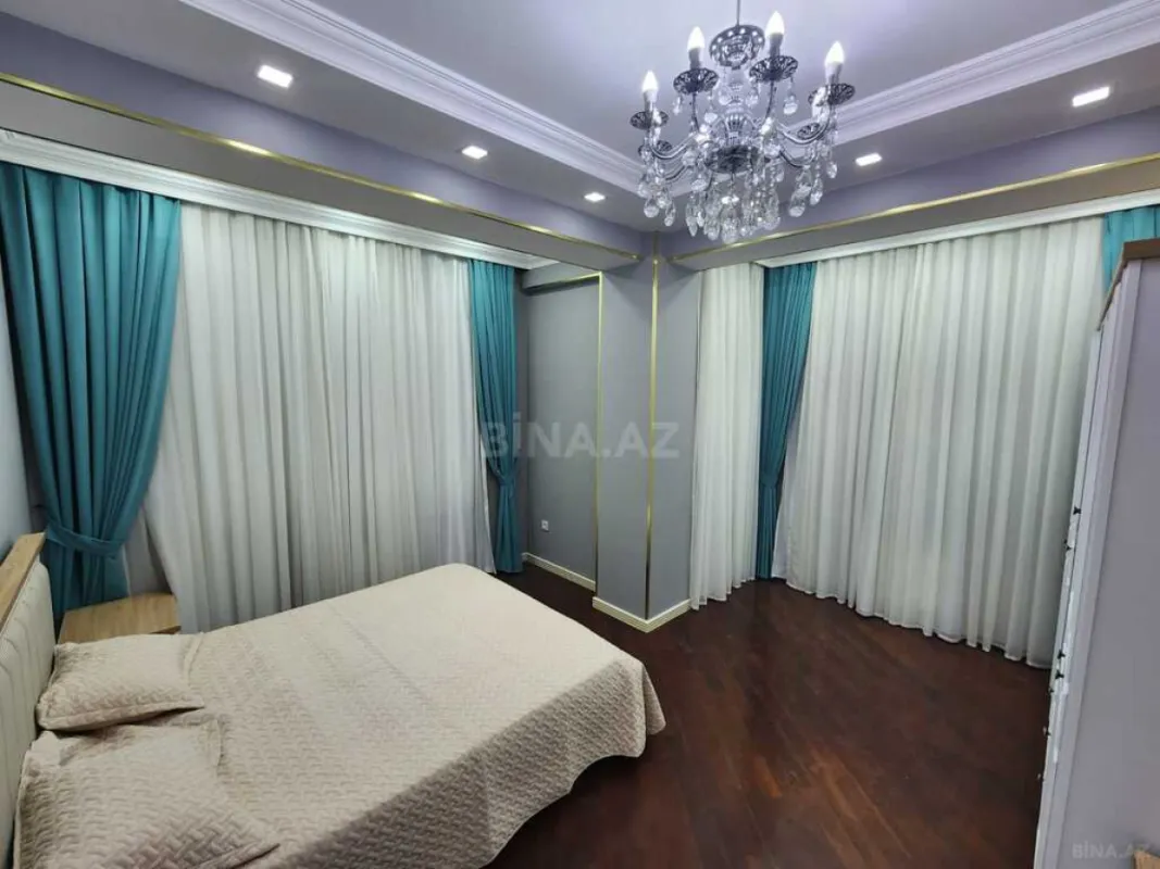 Satılır 3 otaqlı mənzil 82 m²