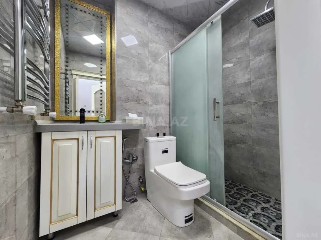 Satılır 3 otaqlı mənzil 82 m²