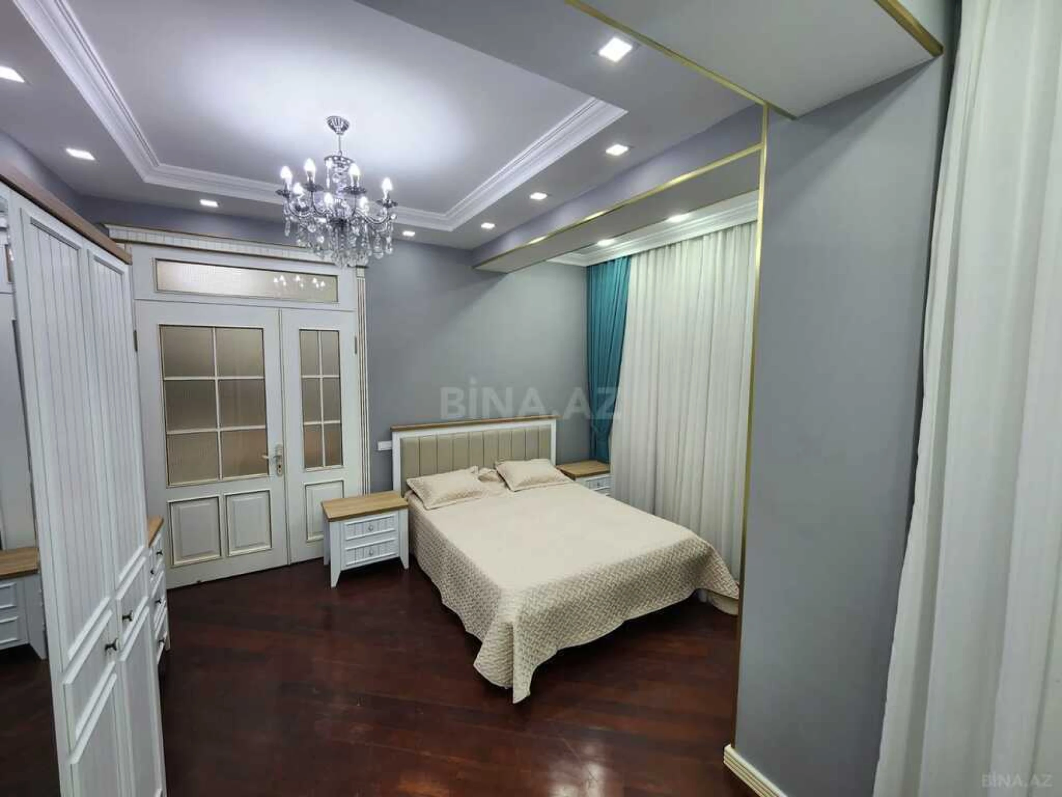 Satılır 3 otaqlı mənzil 82 m²