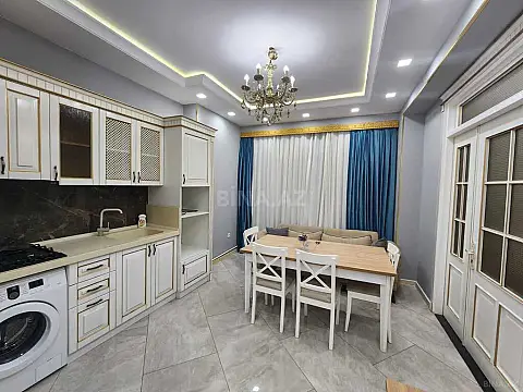 Satılır 3 otaqlı mənzil 82 m²