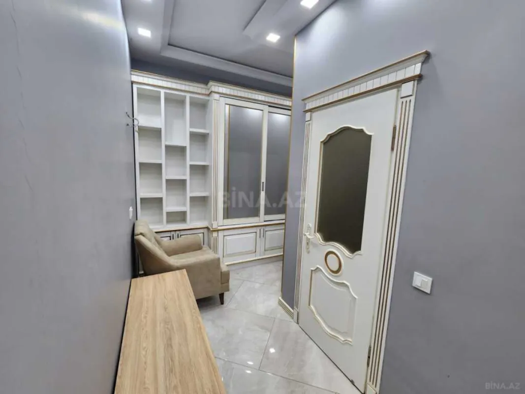 Satılır 3 otaqlı mənzil 82 m²