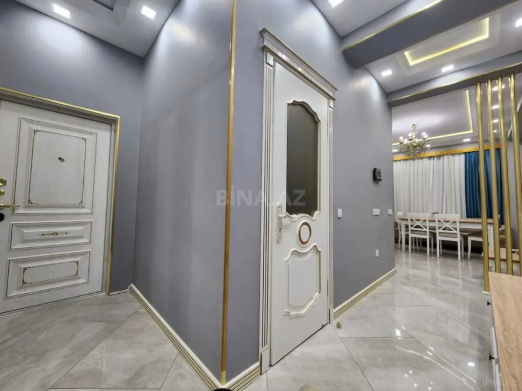 Satılır 3 otaqlı mənzil 82 m²