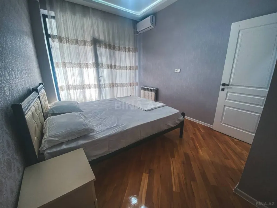 Kirayə verilir 2 otaqlı mənzil 84 m²