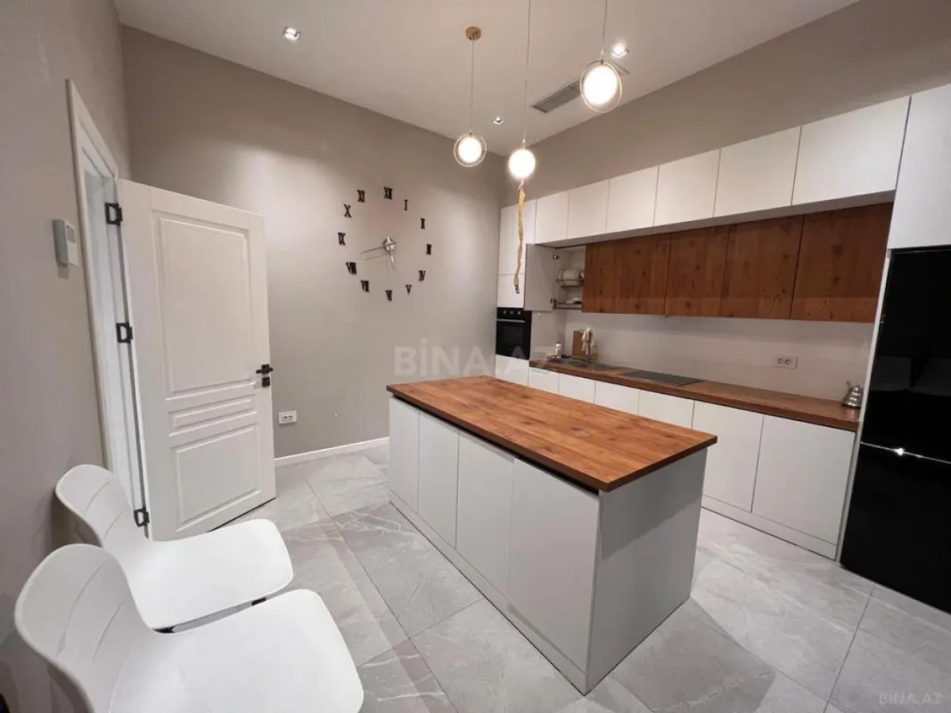 Kirayə verilir 3 otaqlı həyət evi 260 m²