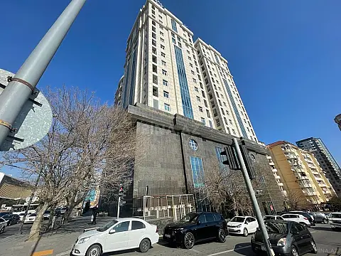 Kirayə verilir obyekt 2670 m² — Bakı, Nizami 2670.00 m²