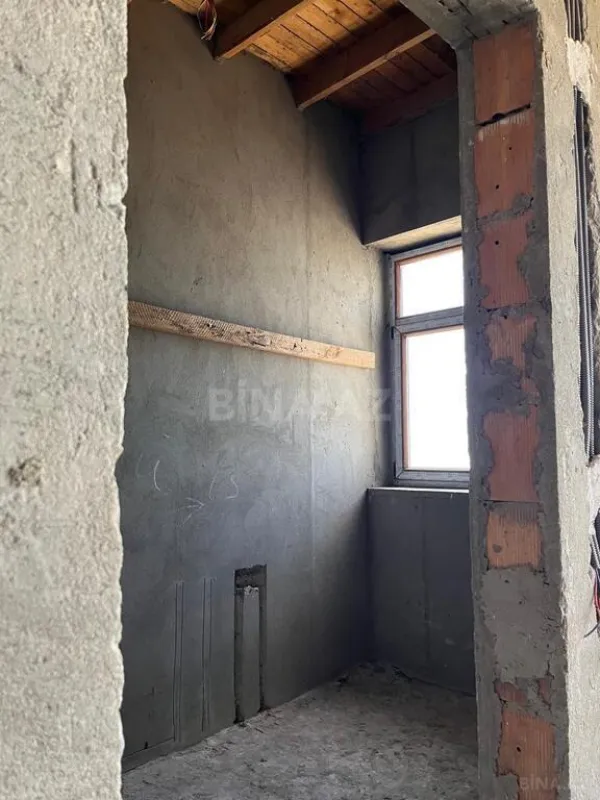 Satılır 7 otaqlı həyət evi 500 m²