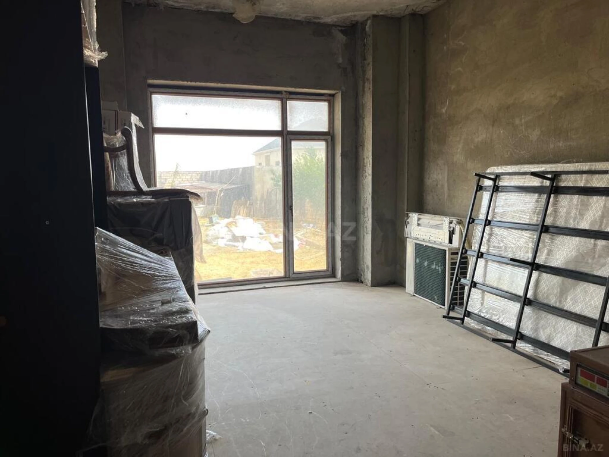 Satılır 7 otaqlı həyət evi 500 m²