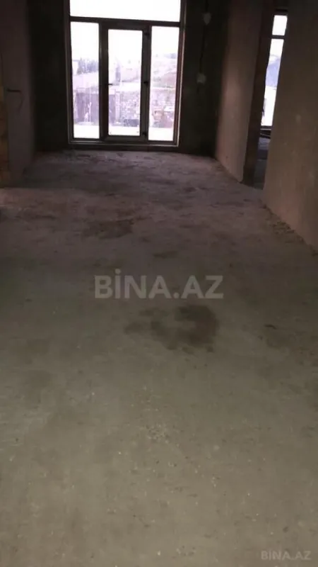 Satılır 7 otaqlı həyət evi 500 m²