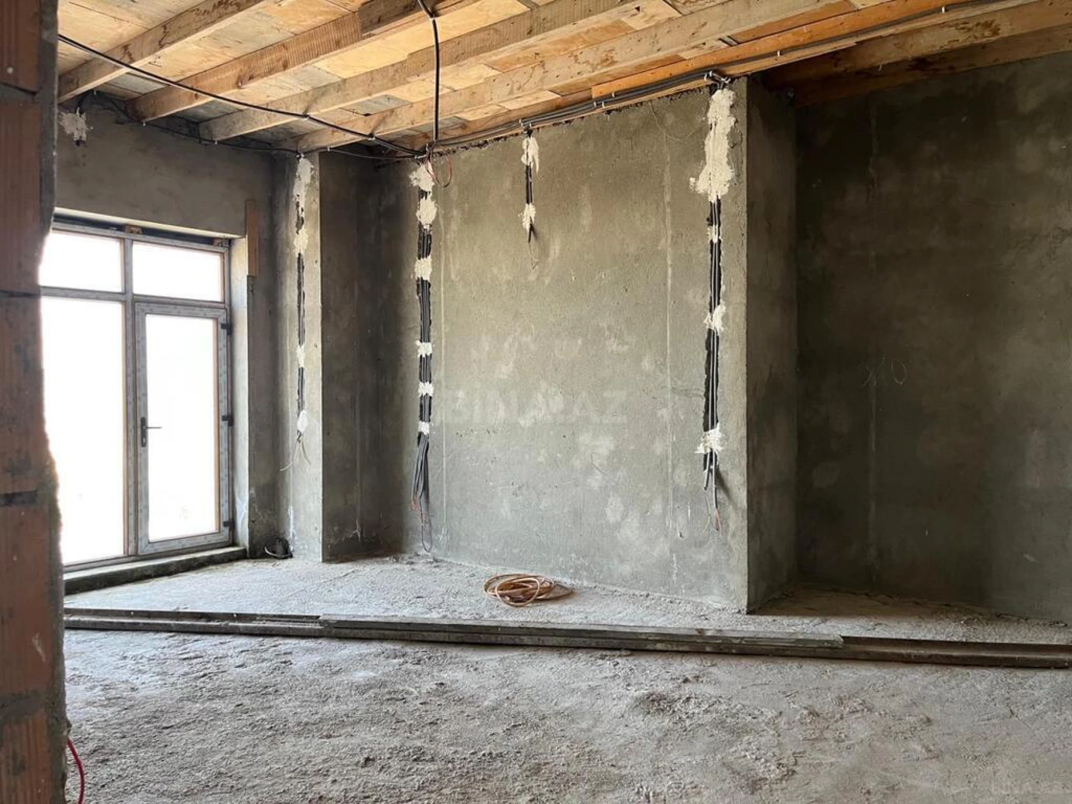 Satılır 7 otaqlı həyət evi 500 m²