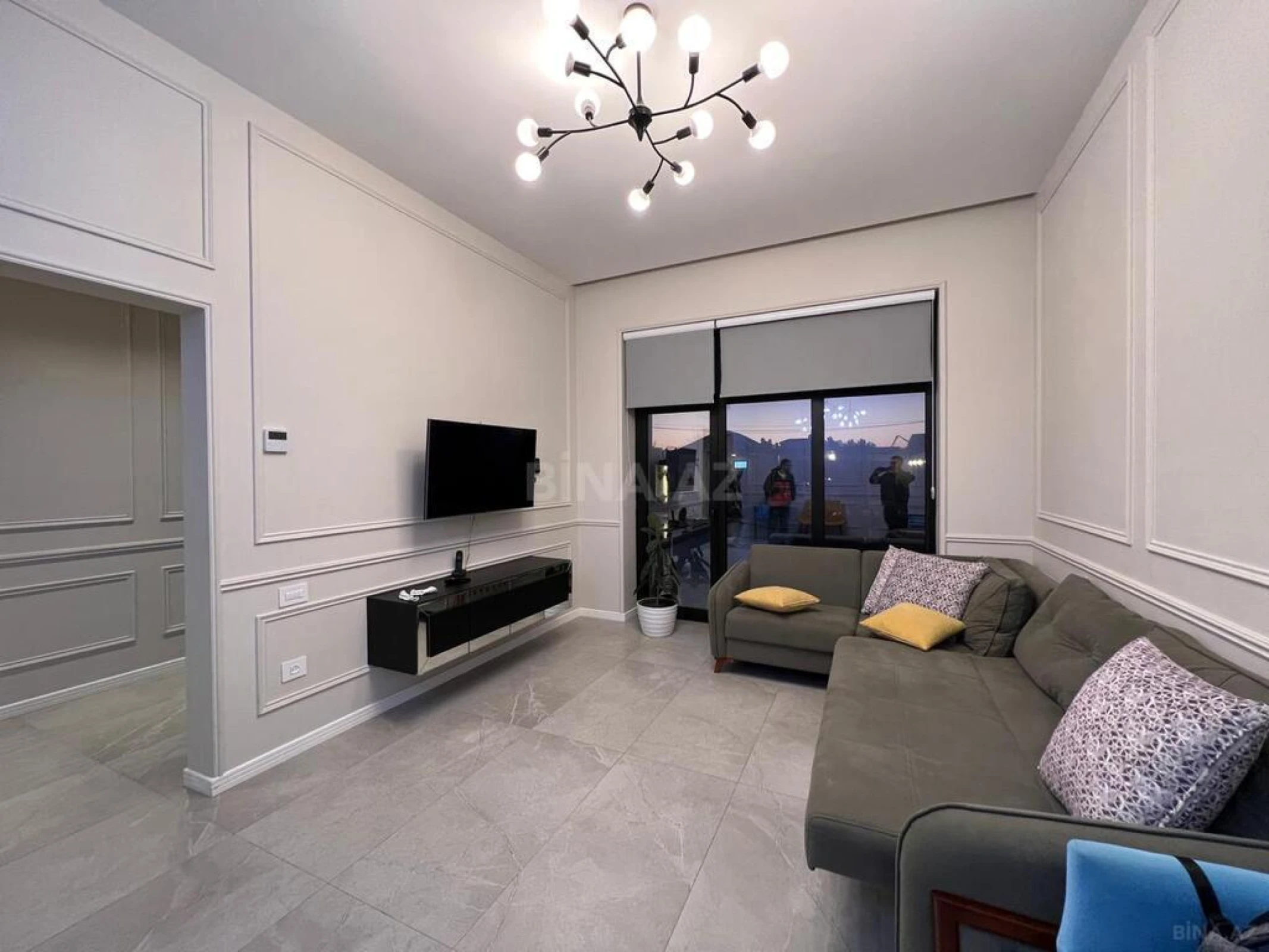 Kirayə verilir 6 otaqlı həyət evi 320 m²