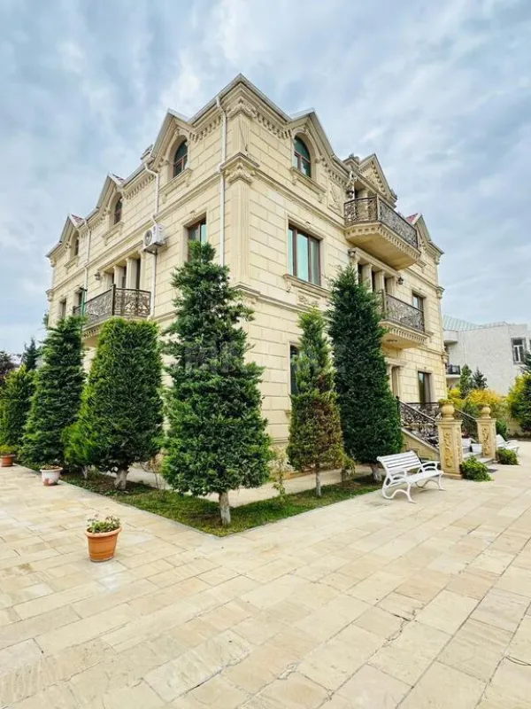 Kirayə verilir 6 otaqlı həyət evi 320 m²