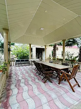 Kirayə verilir 6 otaqlı həyət evi 320 m²