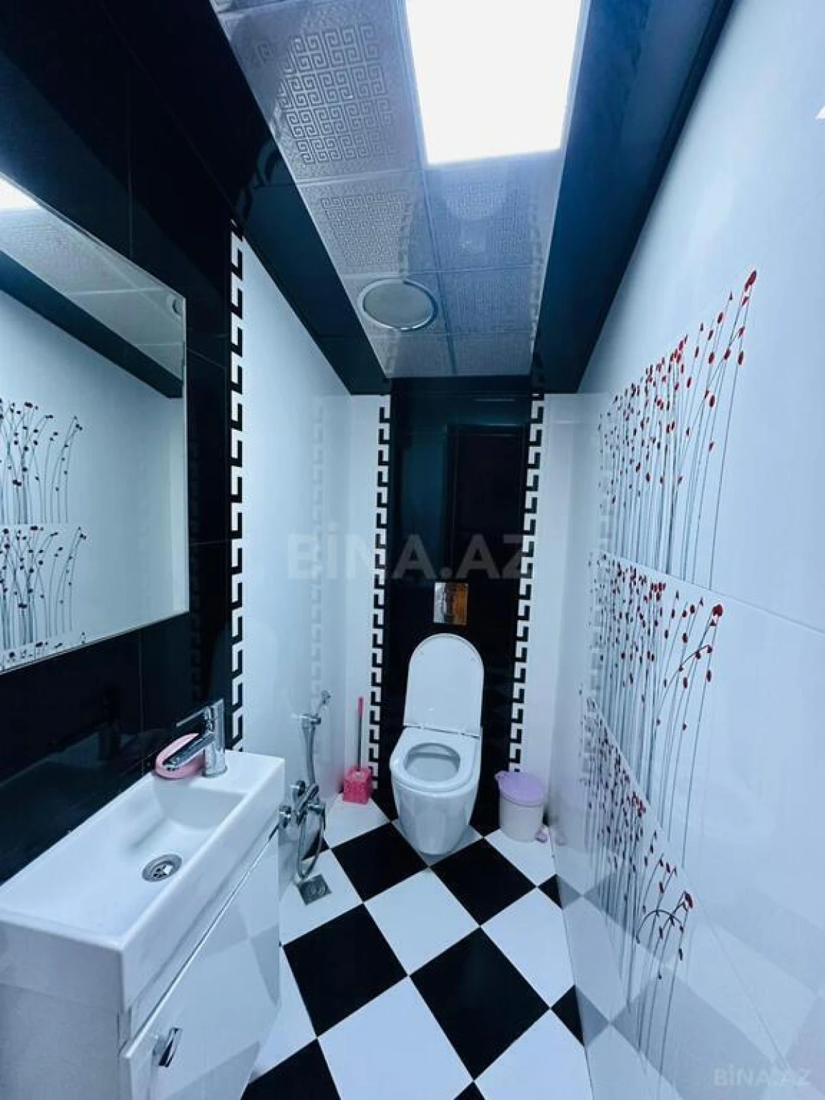 Kirayə verilir 6 otaqlı həyət evi 320 m²