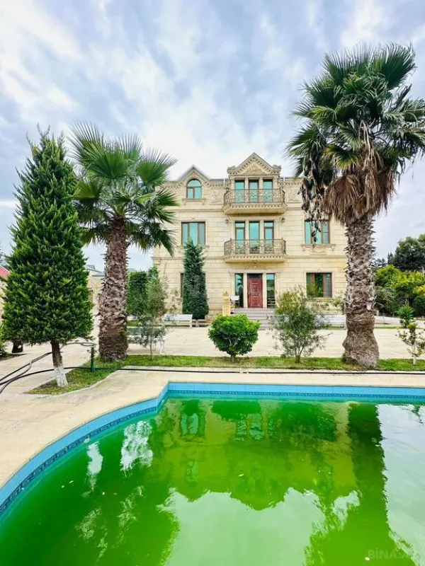 Kirayə verilir 6 otaqlı həyət evi 320 m²