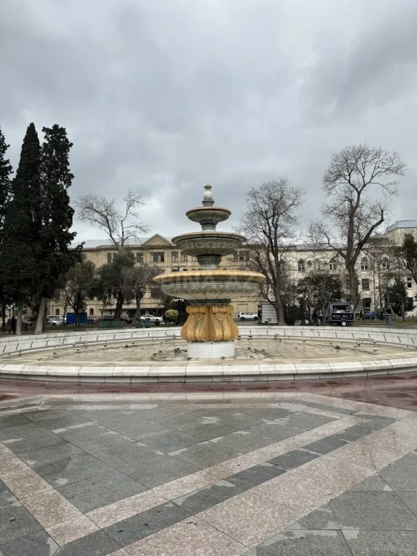 Satılır obyekt 170 m²