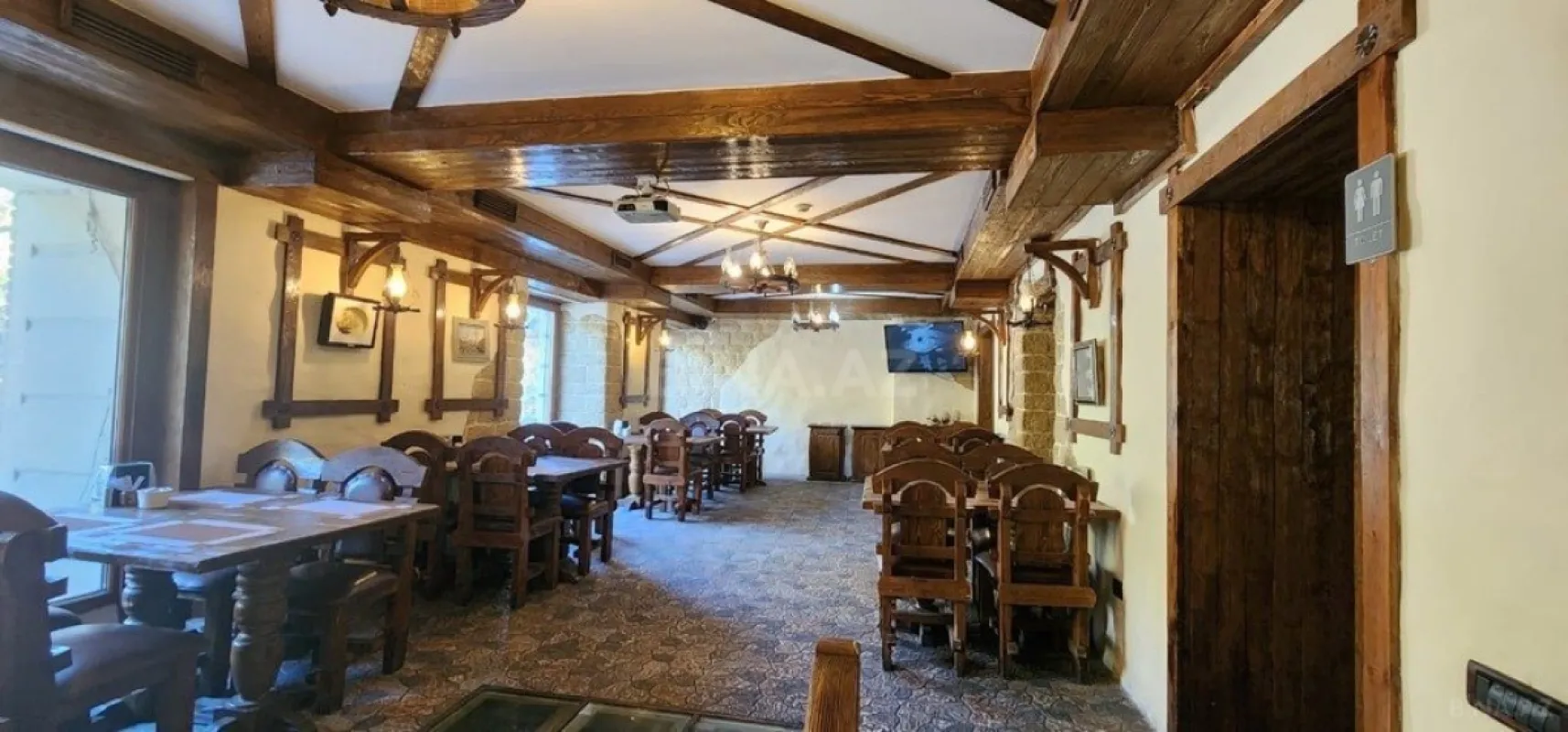 Satılır obyekt 170 m²