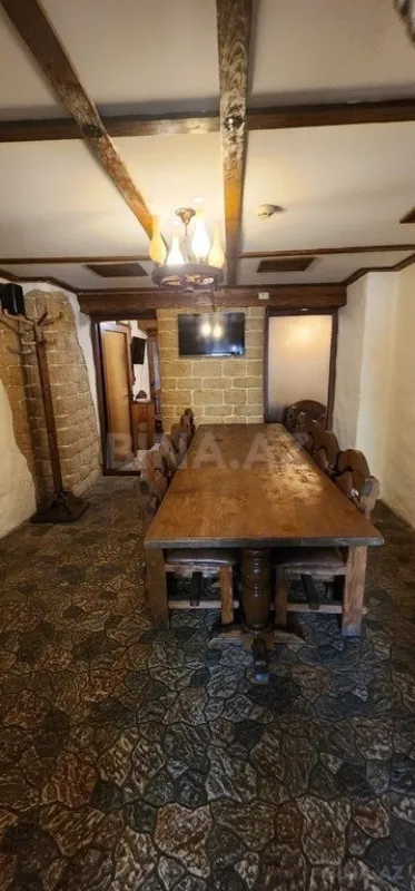 Satılır obyekt 170 m²