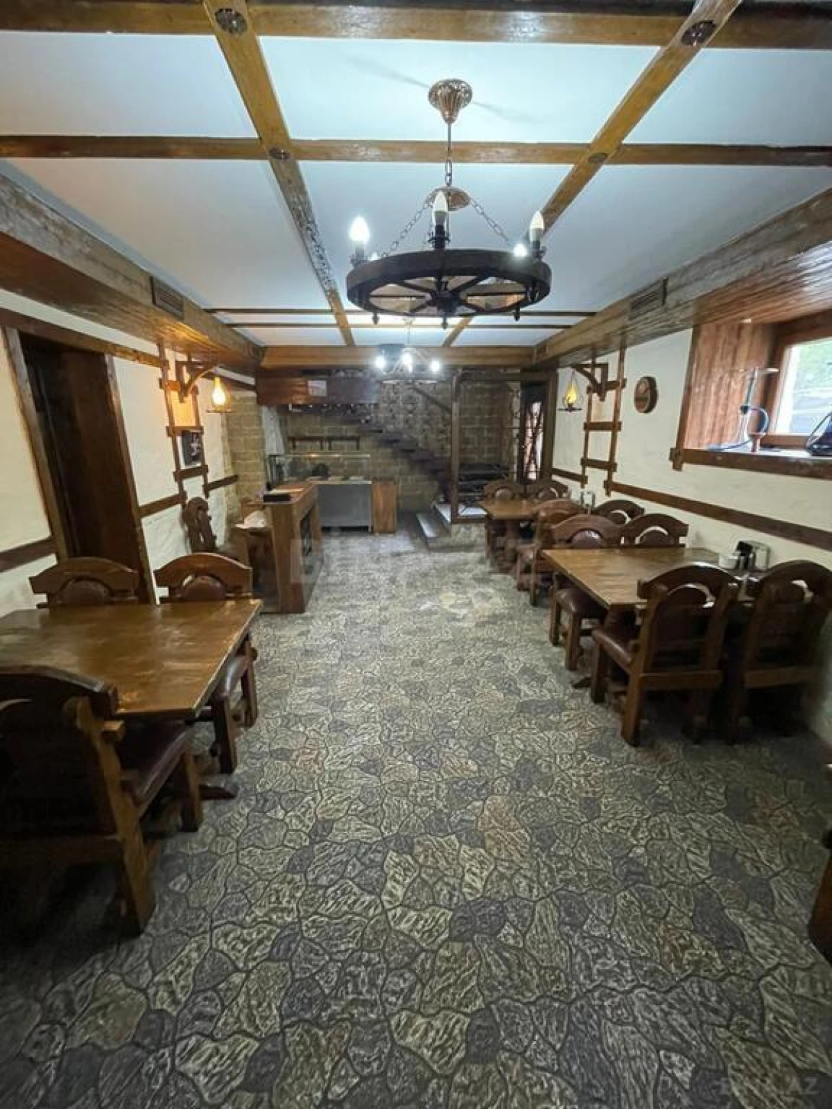 Satılır obyekt 170 m²