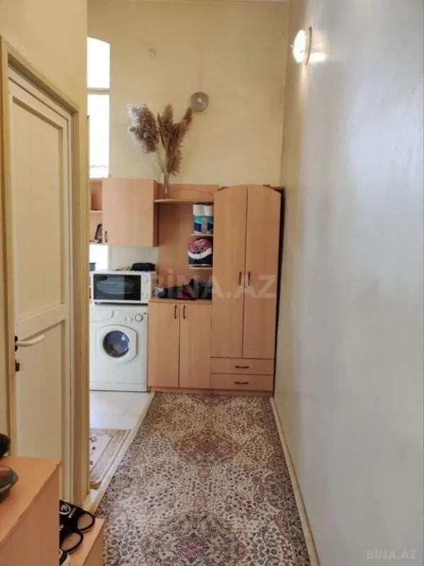 Satılır 6 otaqlı mənzil 130 m²