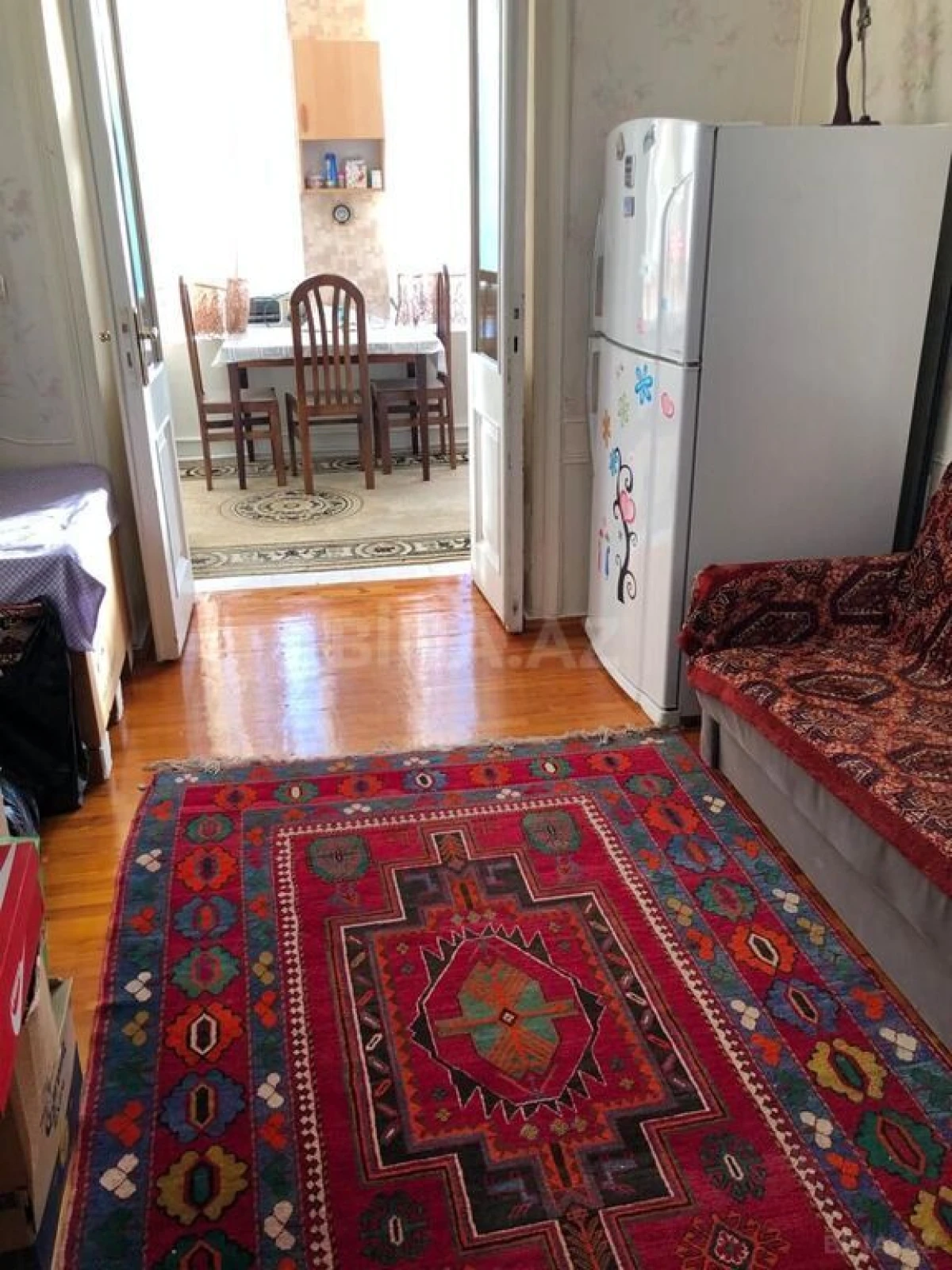 Satılır 6 otaqlı mənzil 130 m²