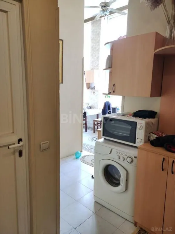 Satılır 6 otaqlı mənzil 130 m²