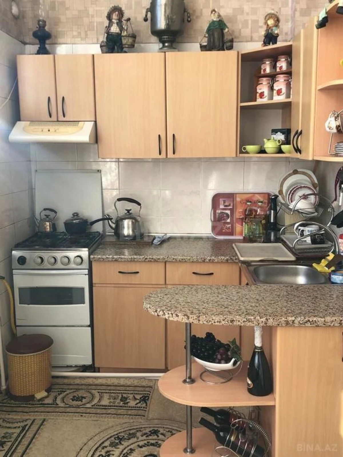 Satılır 6 otaqlı mənzil 130 m²