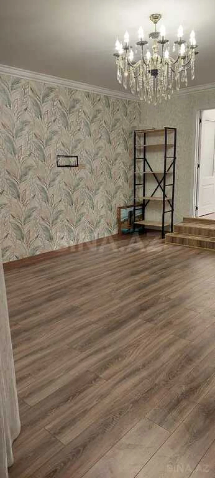 Satılır 6 otaqlı həyət evi 300 m²