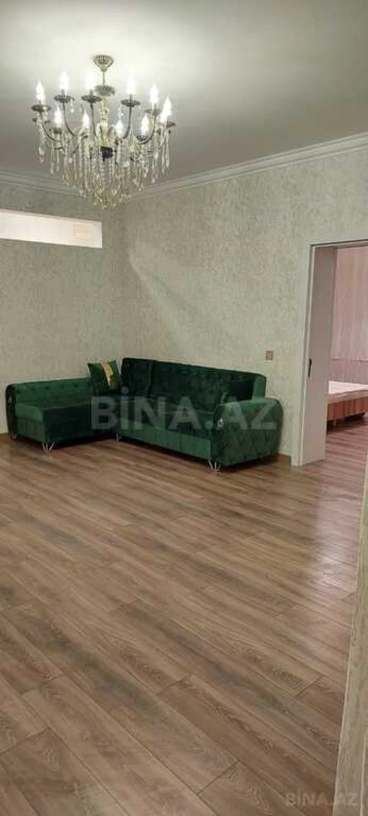 Satılır 6 otaqlı həyət evi 300 m²